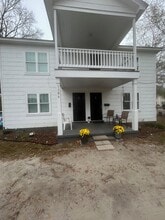 Building Photo - 1106 Laurel St