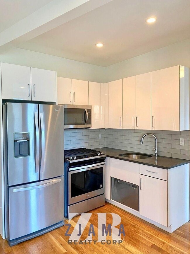 Foto del edificio - 1030 Carroll St