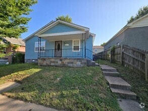 Building Photo - 204 Greenlaw Ave