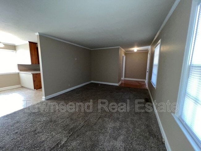 Foto del edificio - 3111 Morganton Rd