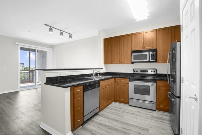 Building Photo - 1121 40th St