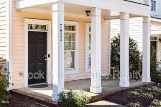 Building Photo - 7833 ACC Blvd