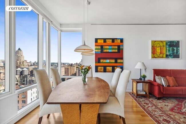 Foto del edificio - 245 W 99th St