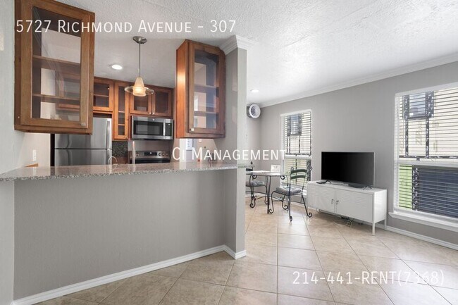 Foto del edificio - 5727 Richmond Ave