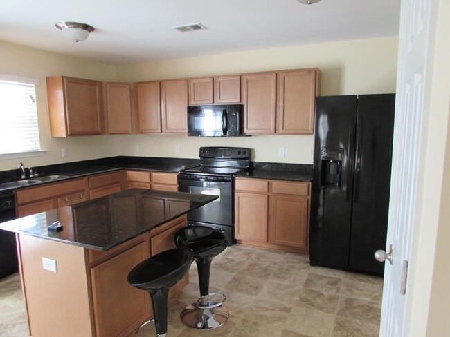 Building Photo - 1801 Polaris Dr