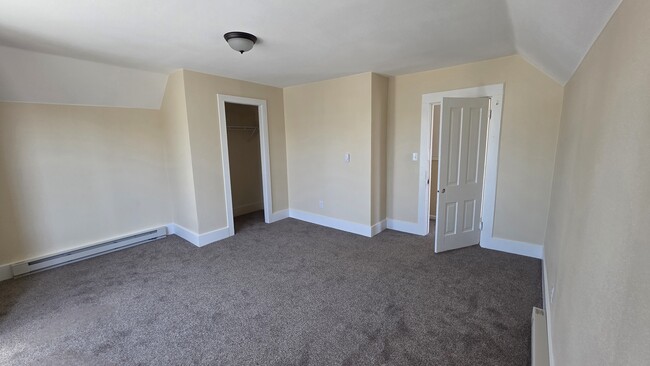 Bedroom - 1008 Pearl St