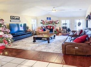 Building Photo - 9301 Norfolk Ln