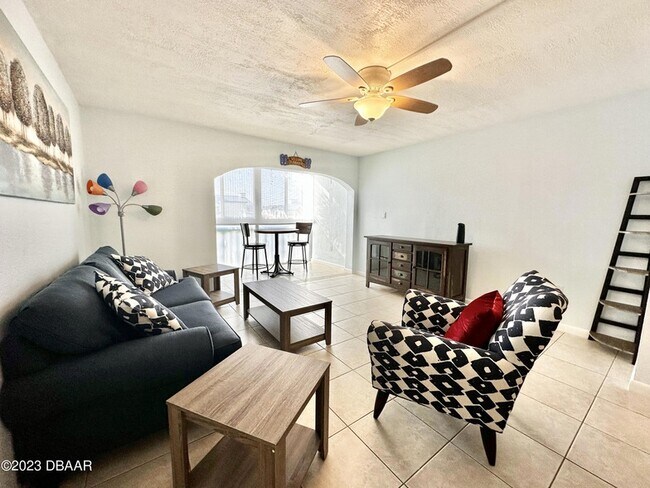 Foto del edificio - 4590 S Atlantic Ave