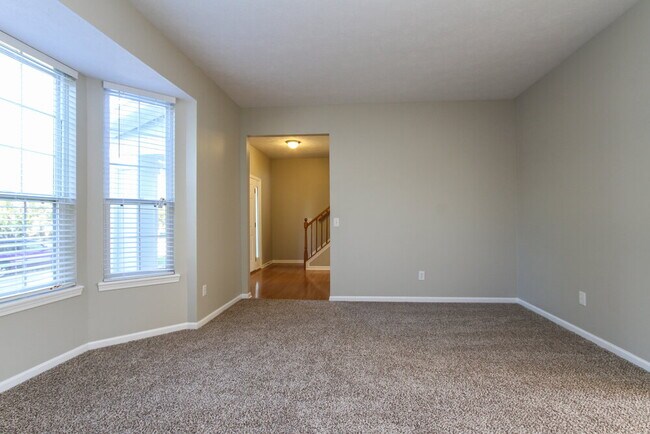 Foto del edificio - 8339 Glen Highlands Dr