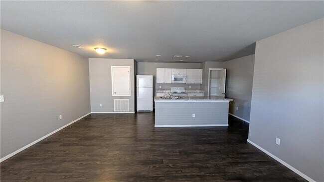 Foto del edificio - 228 E Anabranch Ct