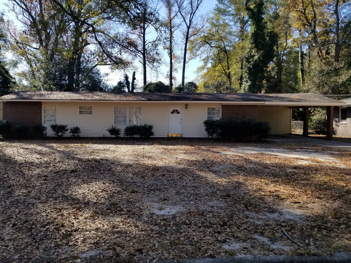 2224 Raleigh Front View with Carport - 2224 Raleigh Dr