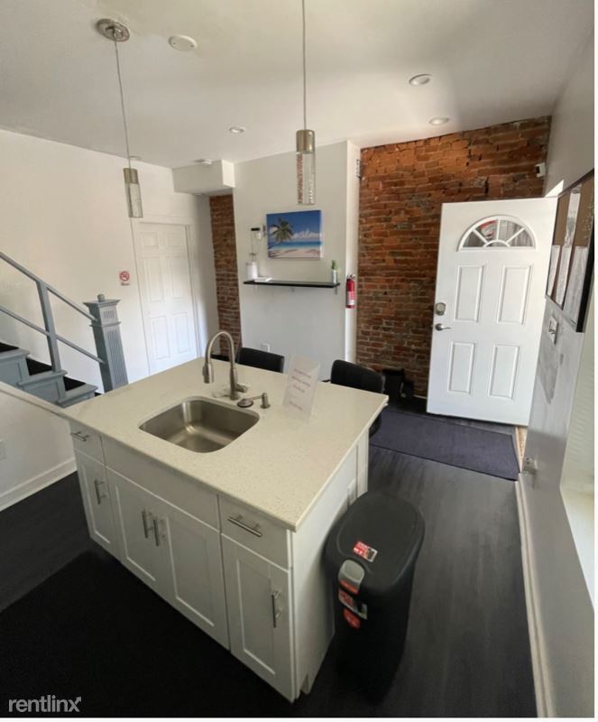 Foto del edificio - 1 br, 1 bath House - 2906 N Judson St 3 Un...