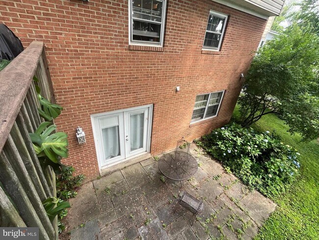 Foto del edificio - 5310 Danbury Rd