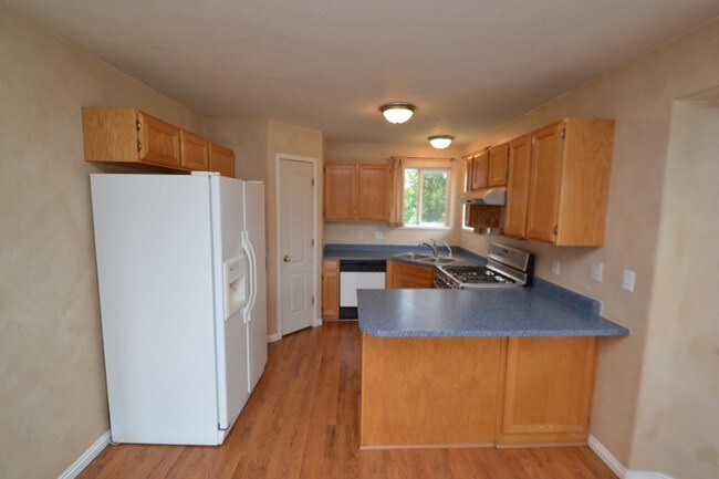 Building Photo - 4854 Aerie Hill Dr