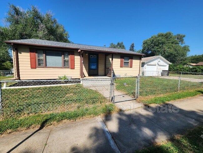Foto del edificio - 3701 Lewis Ave
