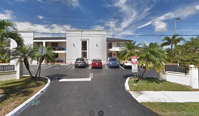 Building Photo - 10405 SW 212th St