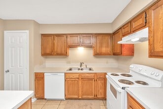 Building Photo - 15616 Weldon Dr