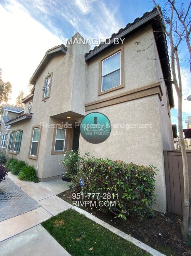 Foto del edificio - 4455 Leonard Ct