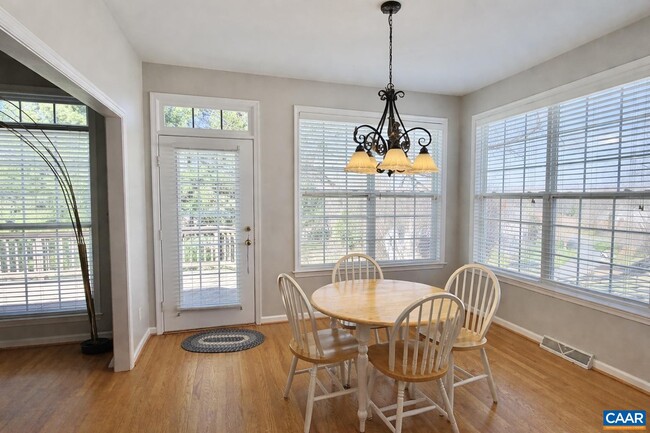 Building Photo - 1275 Still Meadow Ave