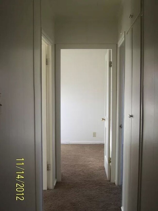 Foto del edificio - 3 bedroom house across from Marquette Park!