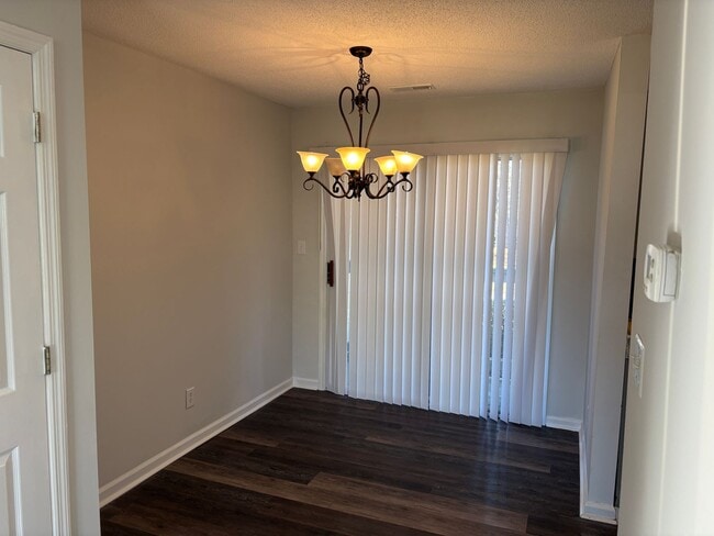 Building Photo - 2 Bedroom 2 bath on bottom floor at Myrtle Greens