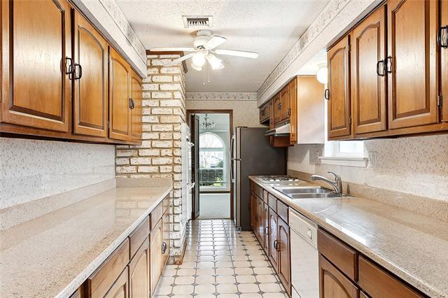 Foto del edificio - 1304 Pecan Ave