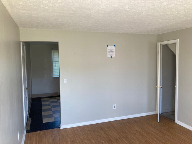 Building Photo - Massachusetts Ave 1321-1323 (Duplex)