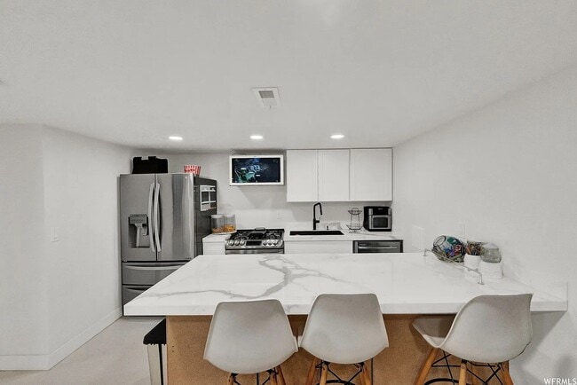 Building Photo - 2954 Apache Ln