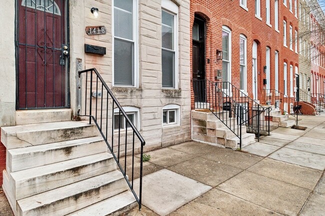 Building Photo - 1418 N Eden St