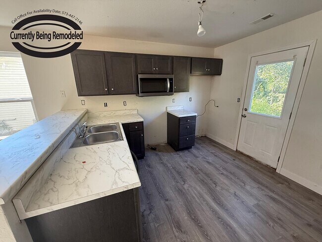 Foto del edificio - 1701 Hanover Blvd