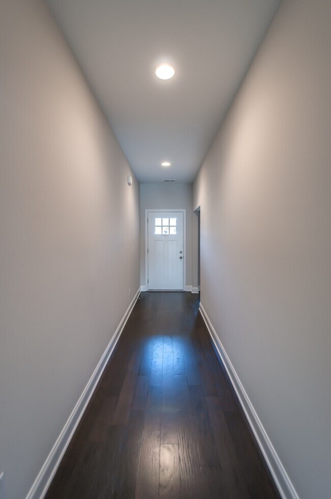 Foto del edificio - 1529 Holton Rd