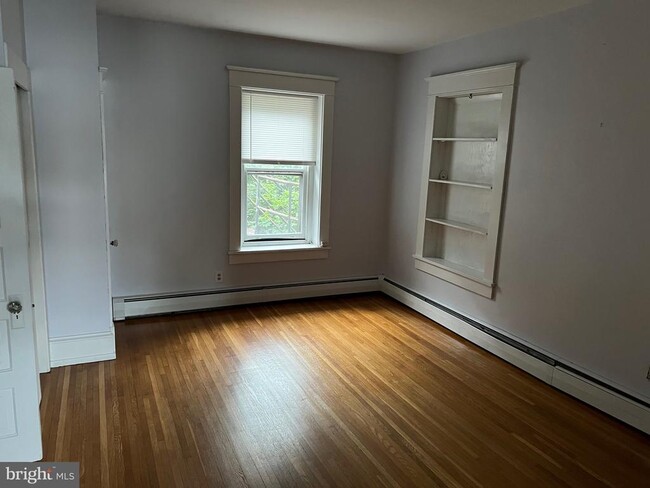 Building Photo - 221 S Reading Ave