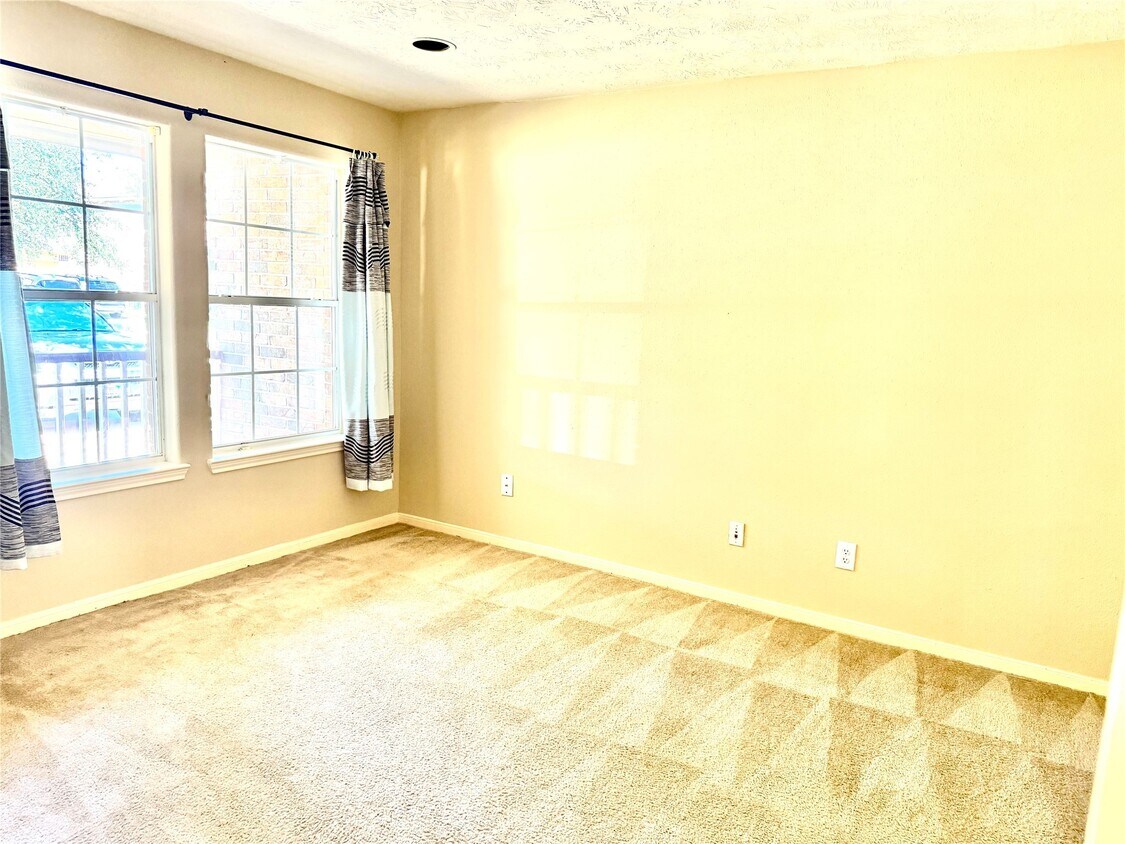 Foto principal - 24615 Amberleaf Ct