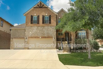 Building Photo - 611 Oxalis
