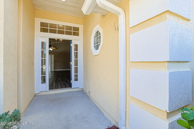 Building Photo - 3031 Five Oaks Ln