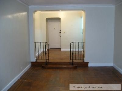 Foto del edificio - 100 Arden St