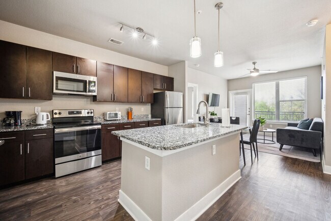 Foto del edificio - 3090 Outlet Pkwy