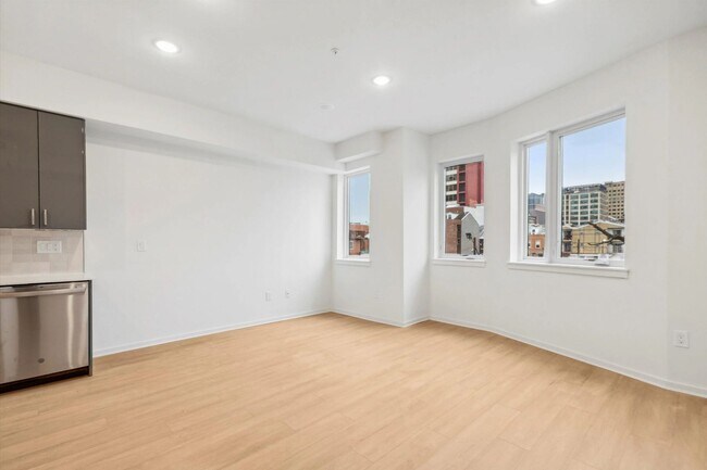 Foto del edificio - 245 N 12th St