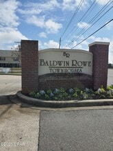 Building Photo - 1006 Baldwin Rowe Cir