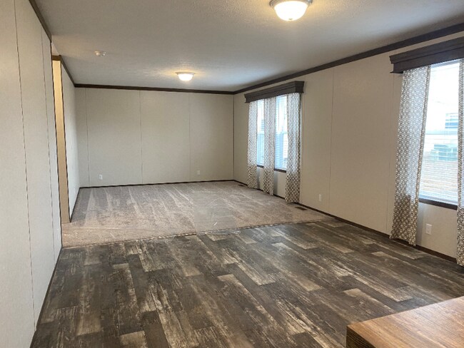 Building Photo - 1210 Salvia Dr