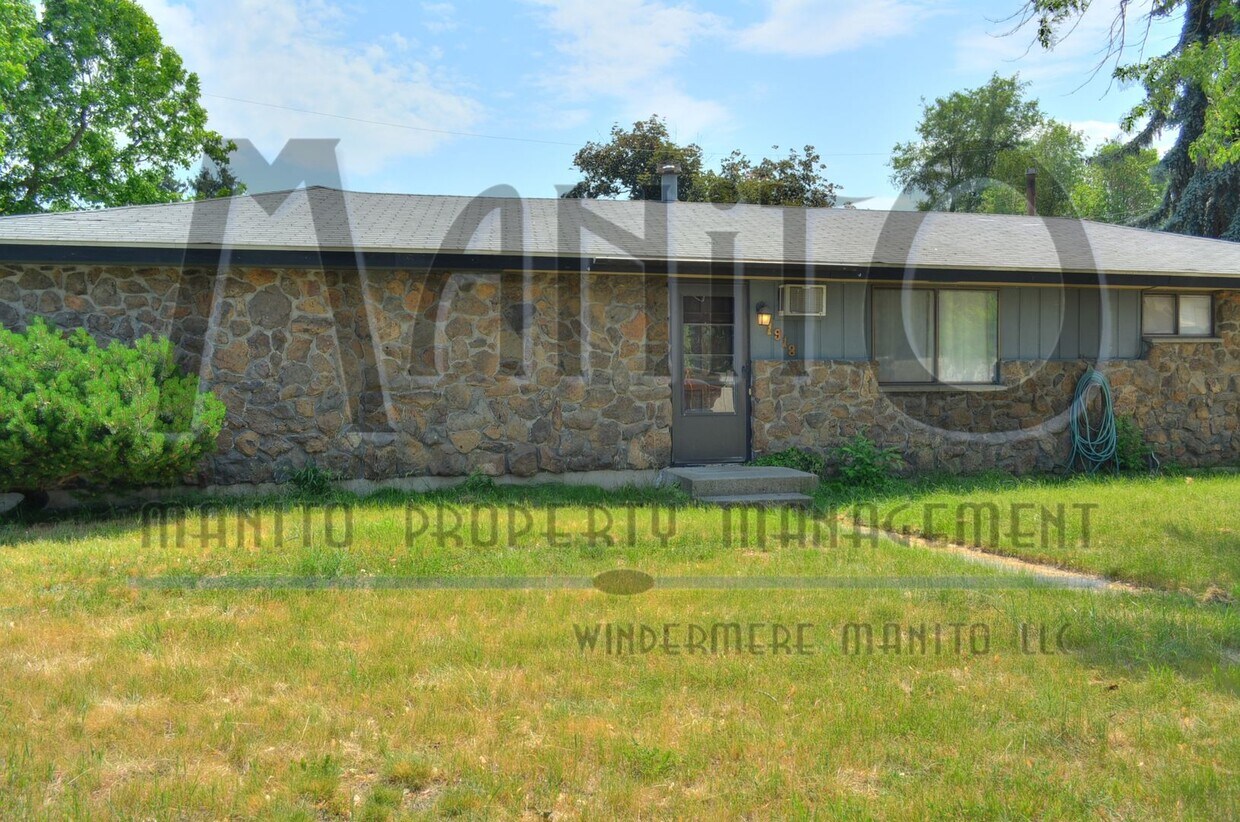 Primary Photo - Indiana Ave/Ella Rd Duplex