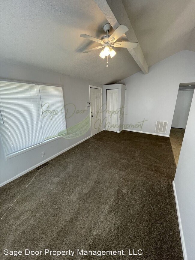 Foto del edificio - 2 br, 1 bath House - 9357 E 67th Terrace