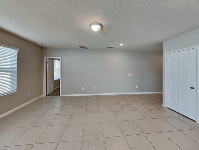 Foto del edificio - 1151 Sugarwood St