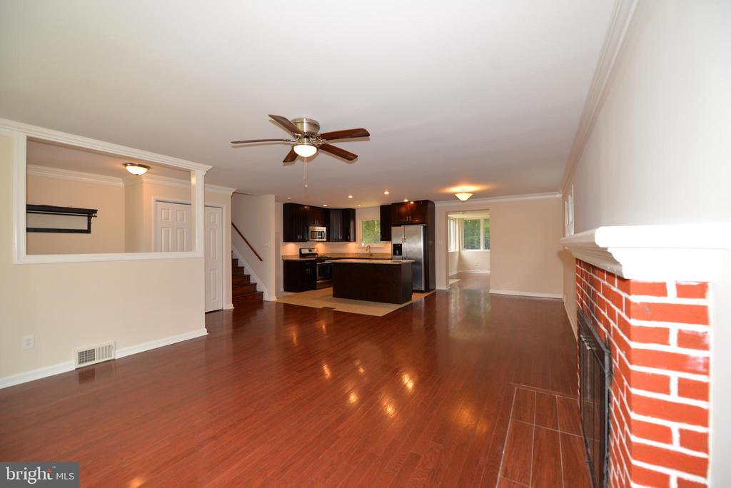 Primary Photo - 5224 Forman Ct