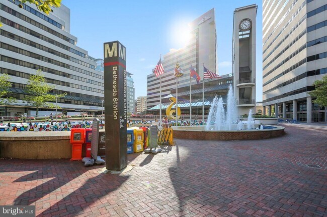 Foto del edificio - 7808 Tilbury St