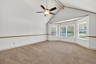 Building Photo - 3258 Meadway Dr