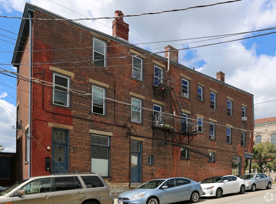 Building Photo - 335 W McMillan