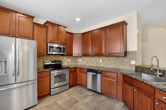 Building Photo - 714 Ashentree Dr
