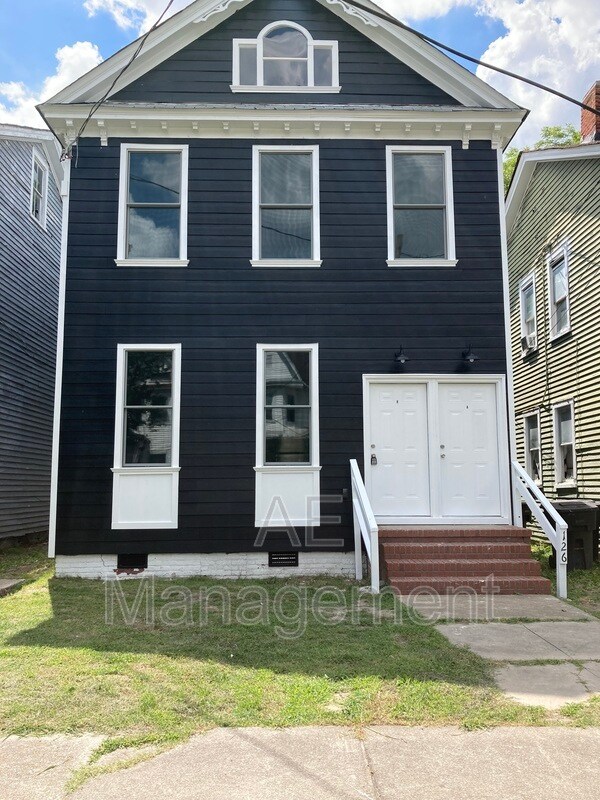 126 Linden Ave Unit B, Portsmouth, VA 23704 Condo for Rent in