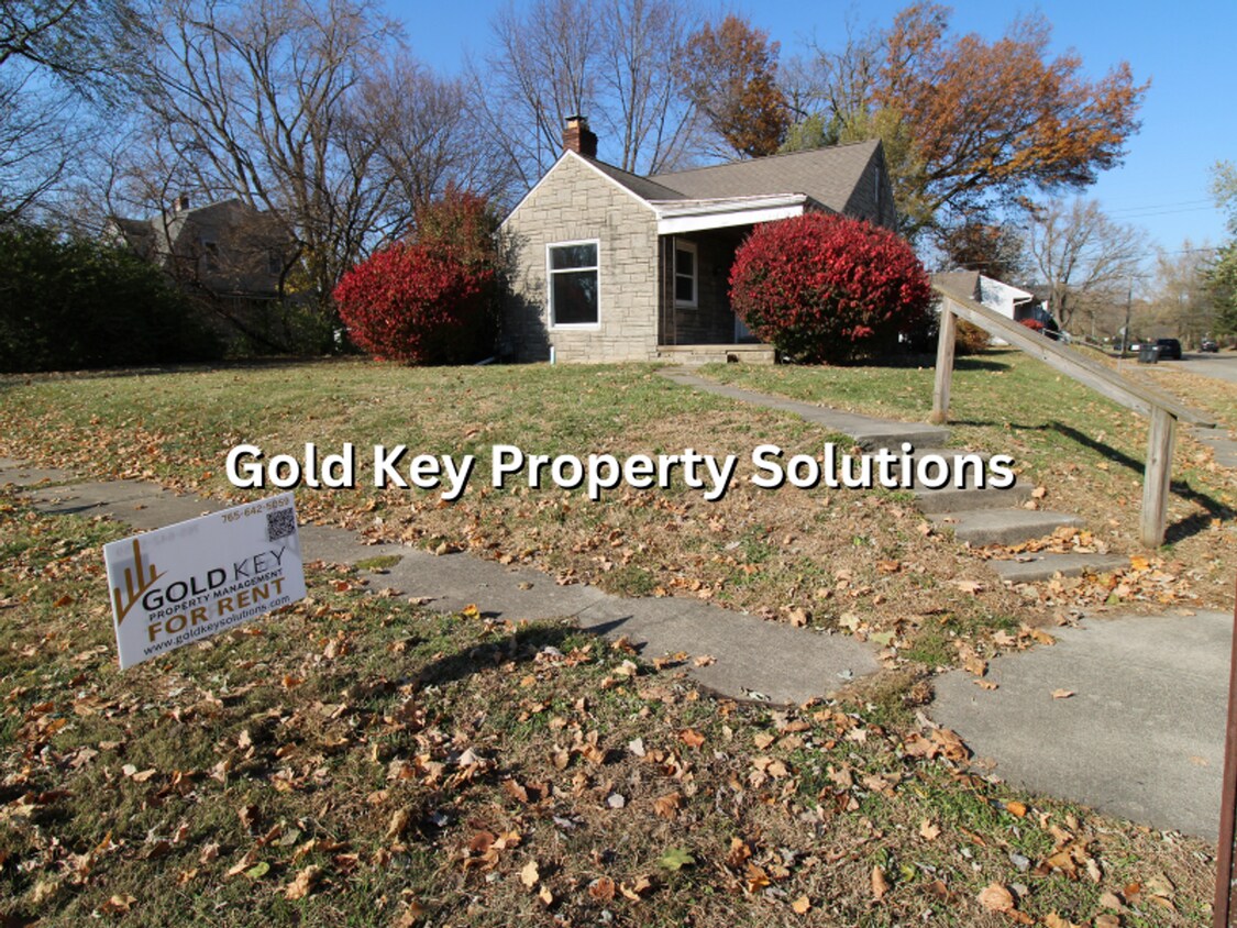 Primary Photo - Limestone 2 BR 1 BA House with Basement an...